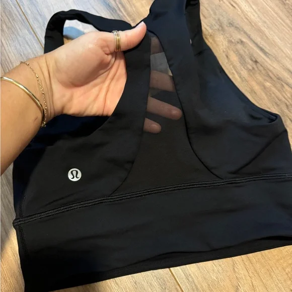 Lululemon bra - Picture 3 of 4